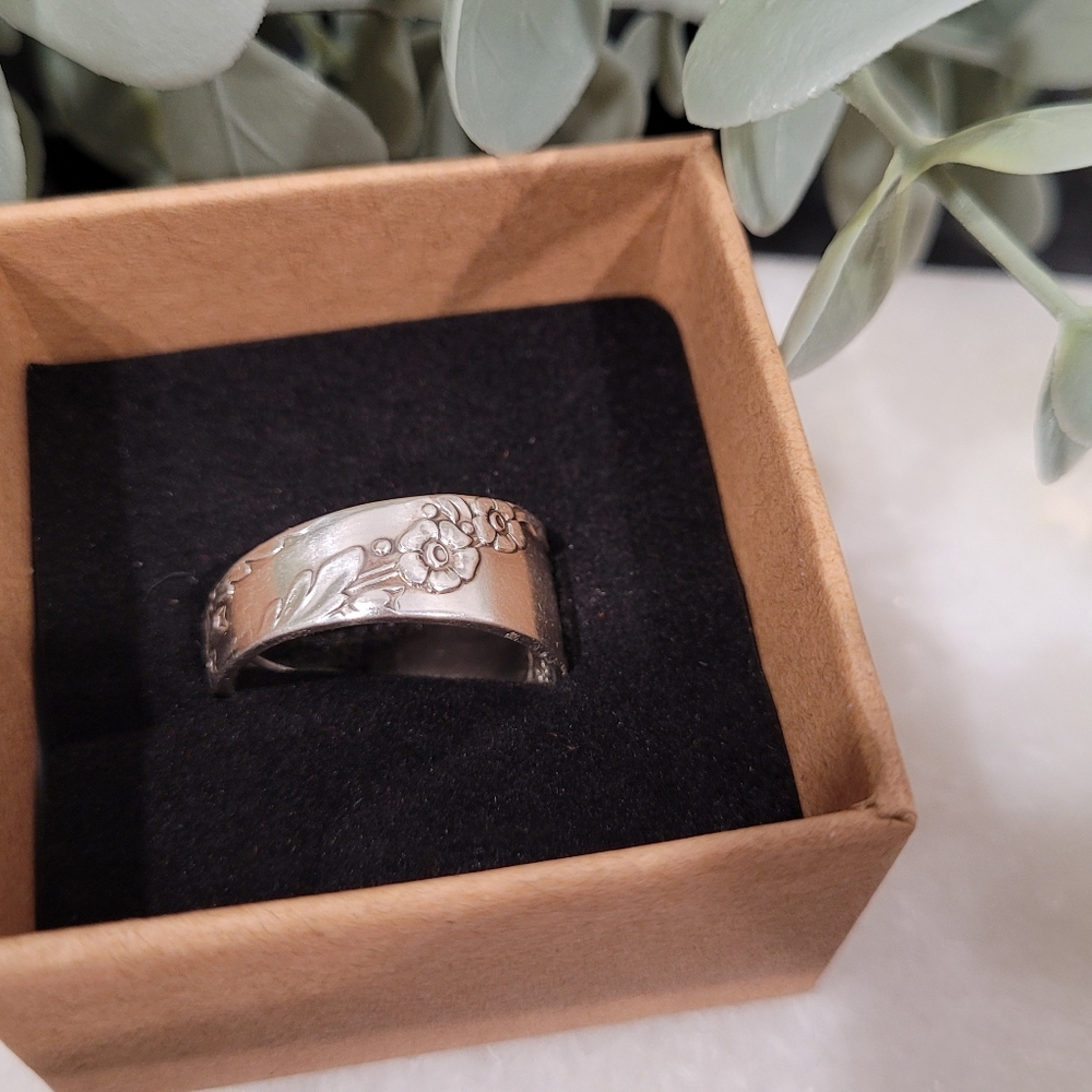 1940's 'Bridal Wreath' silver-plated Ring floral design - Picture 4 of 5